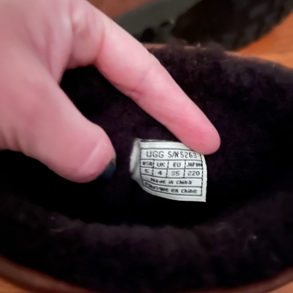 UGG Wrangell Unisex Leather Brown Shearling Waterproof Boots - Picture 7 of 7